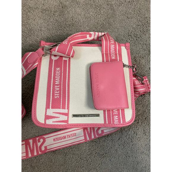New Steve Madden Shoulder Tote Bag with Matching Wallet - Picture 2 of 4